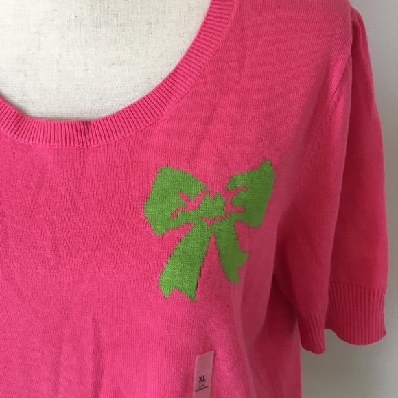 OLD NAVY Knit Top with a bow - Picture 2 of 3